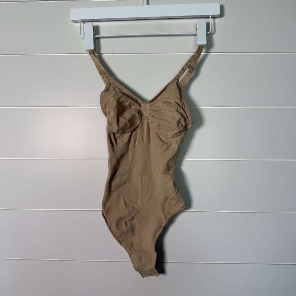 SKIMS Cami Bodysuit Nude Sz L/XL